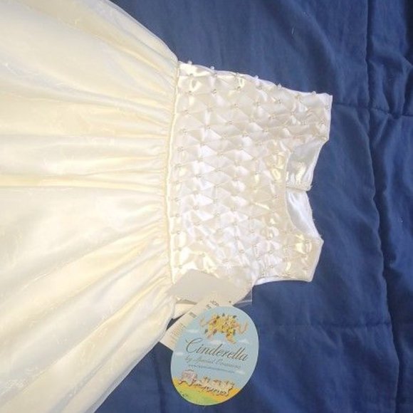 Girls Cinderella Dress New With Tags 4t $25 - Picture 4 of 9